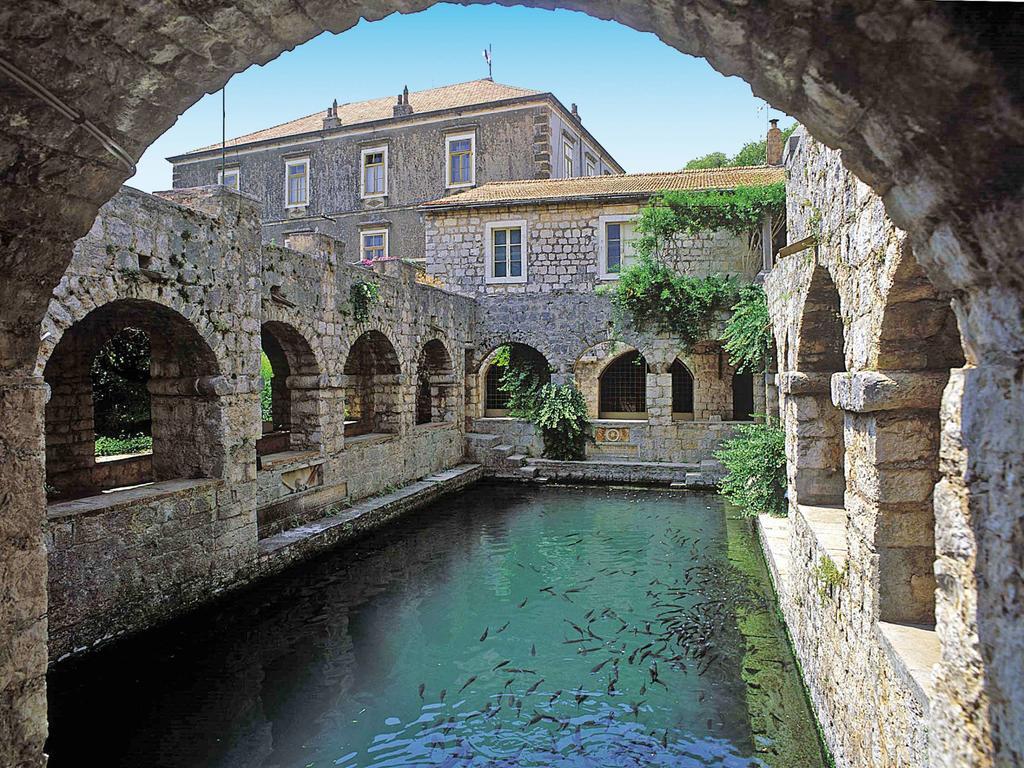 Ljubo Stari Grad (Hvar)